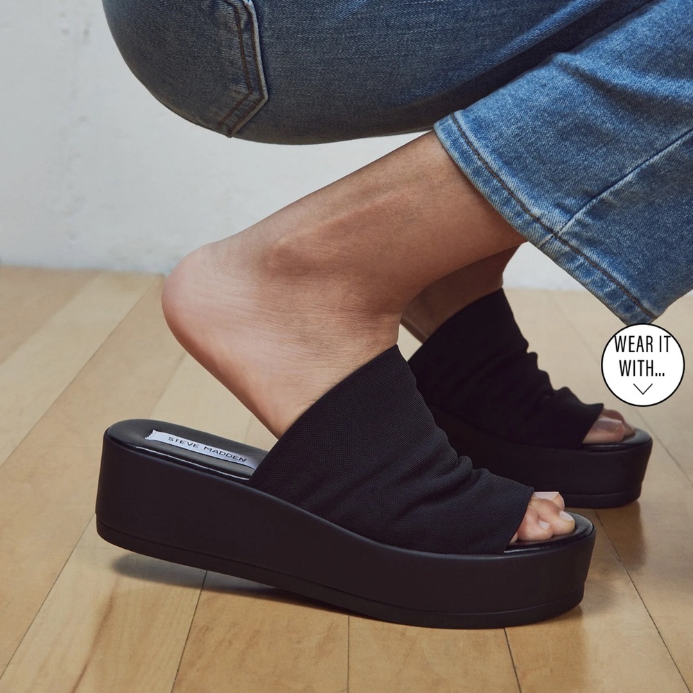 Steve Madden Black Platform Sandals
